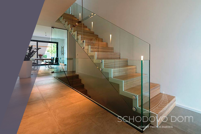 Schody drewniane na beton Warszawa – szybki montaż